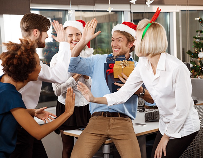 Corporate Christmas Gifts as an Expression of Gratitude in Business